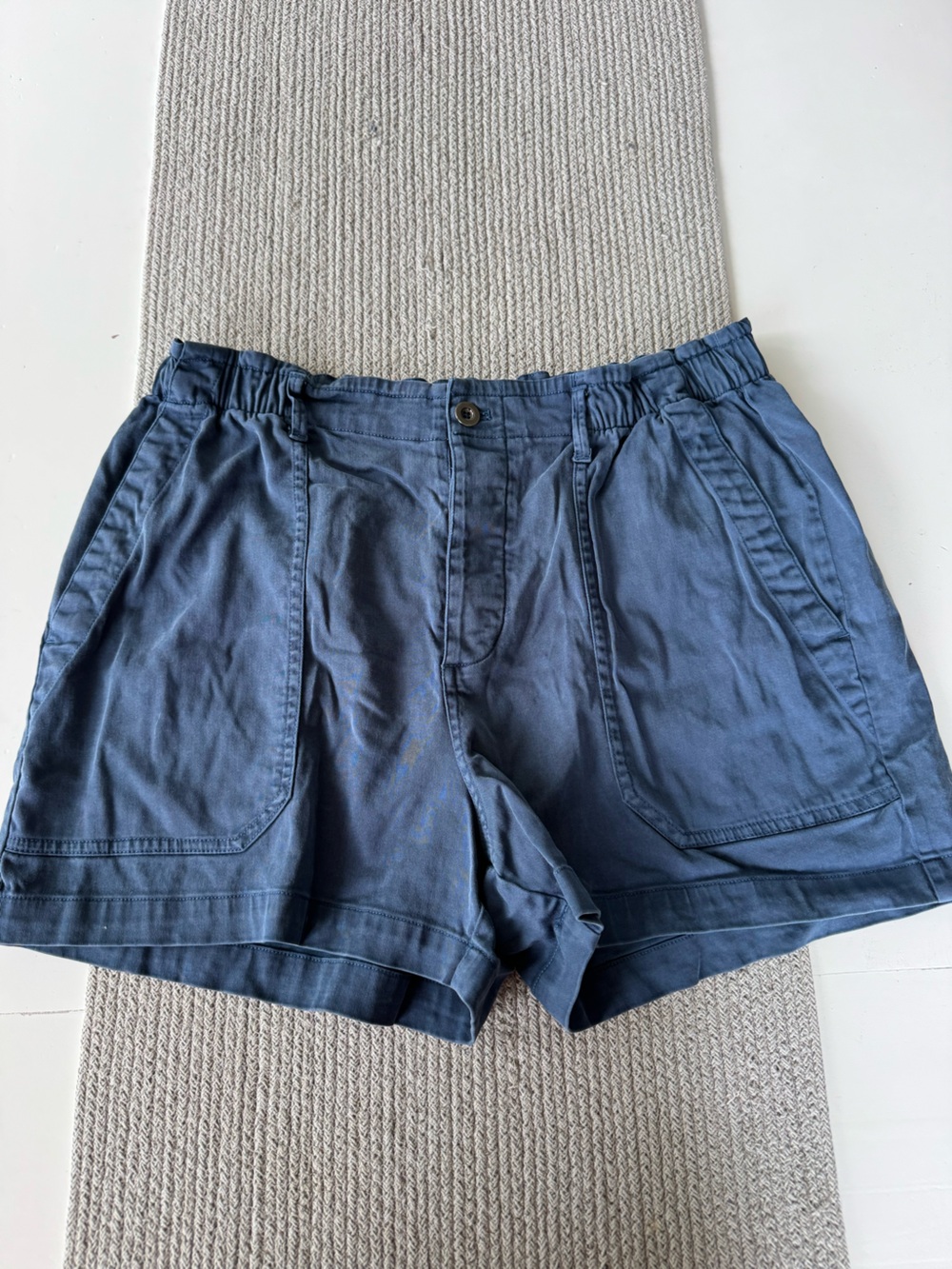 Eddie Bauer Women's Navy Blue Utility Shorts Size Large